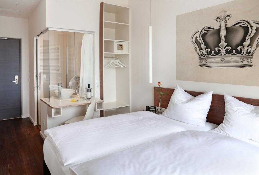 Best Motel Vilsbiburg Room photo