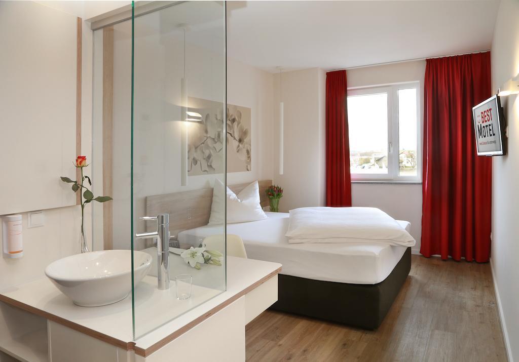Best Motel Vilsbiburg Room photo